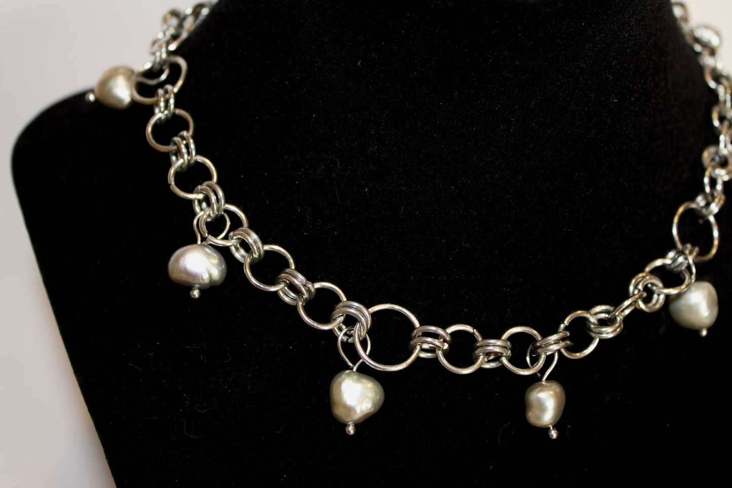 chainmail pearl necklace